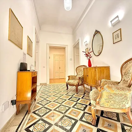 Santa Maria Maggiore - Vittorio Emanuele House 아파트 *